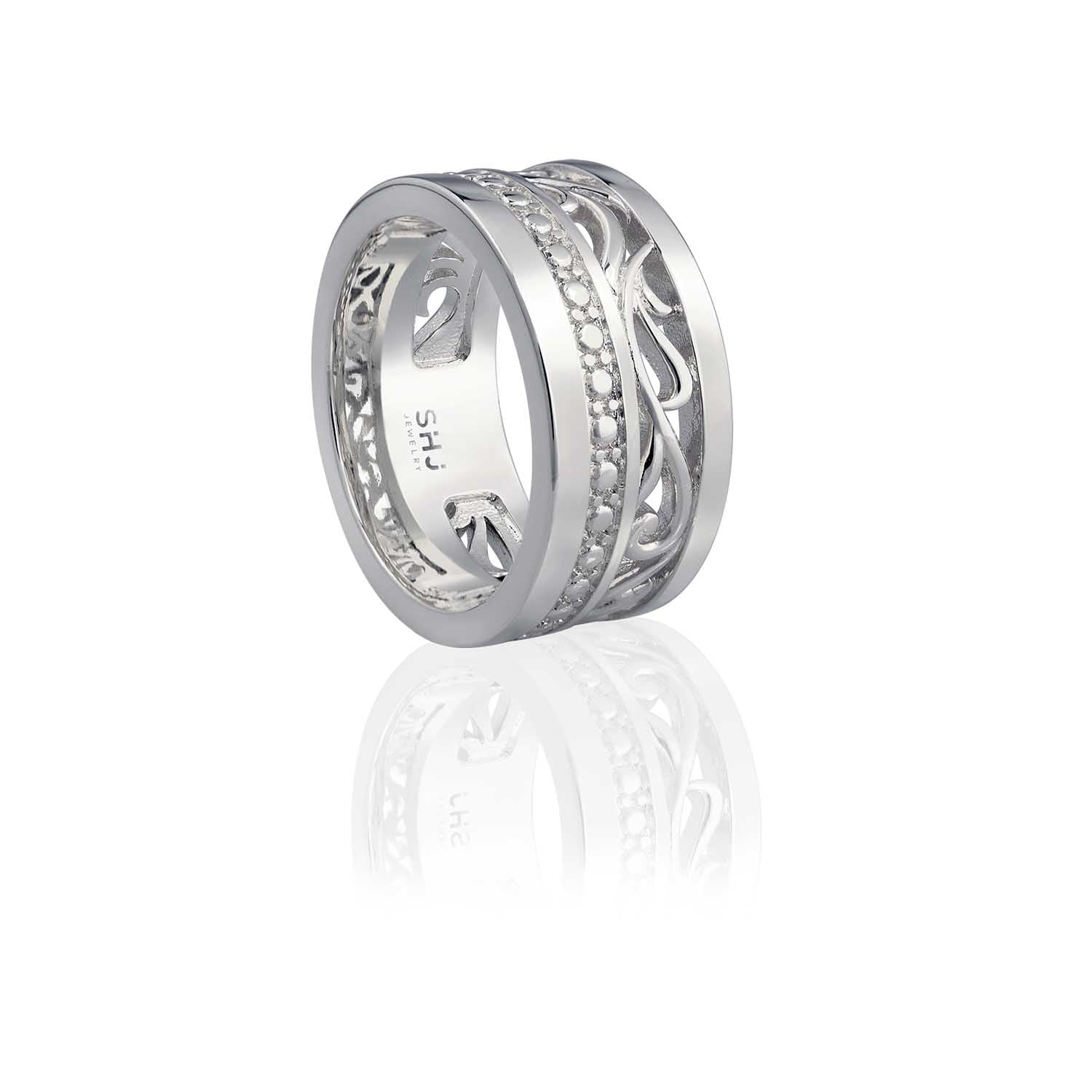 Twist & Flow Ring